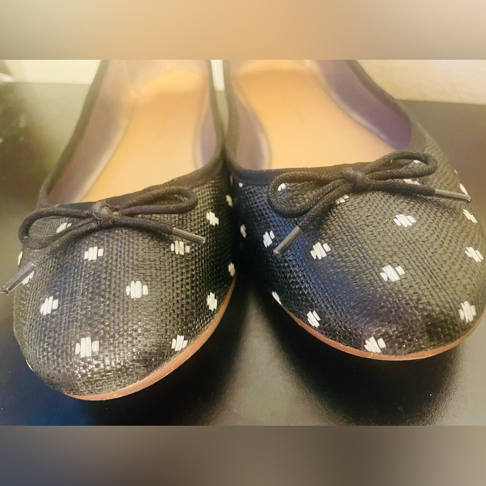 Banana Republic Black and White Polka Dot Ballet Flats, Size 6.5 - Picture 5 of 16